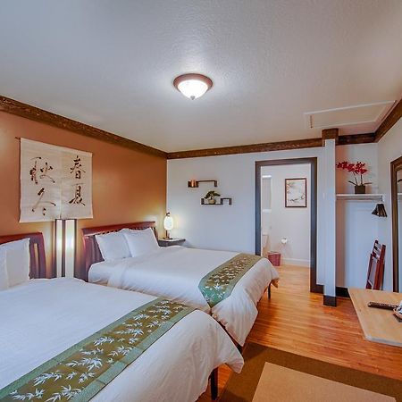 Tao'S Inn Уест Йелоустоун Екстериор снимка